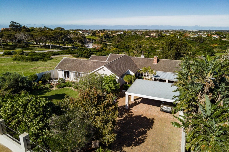 4 Bedroom Property for Sale in Mill Park Eastern Cape